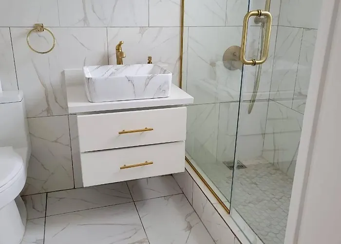 Jamrock Place Apartment *